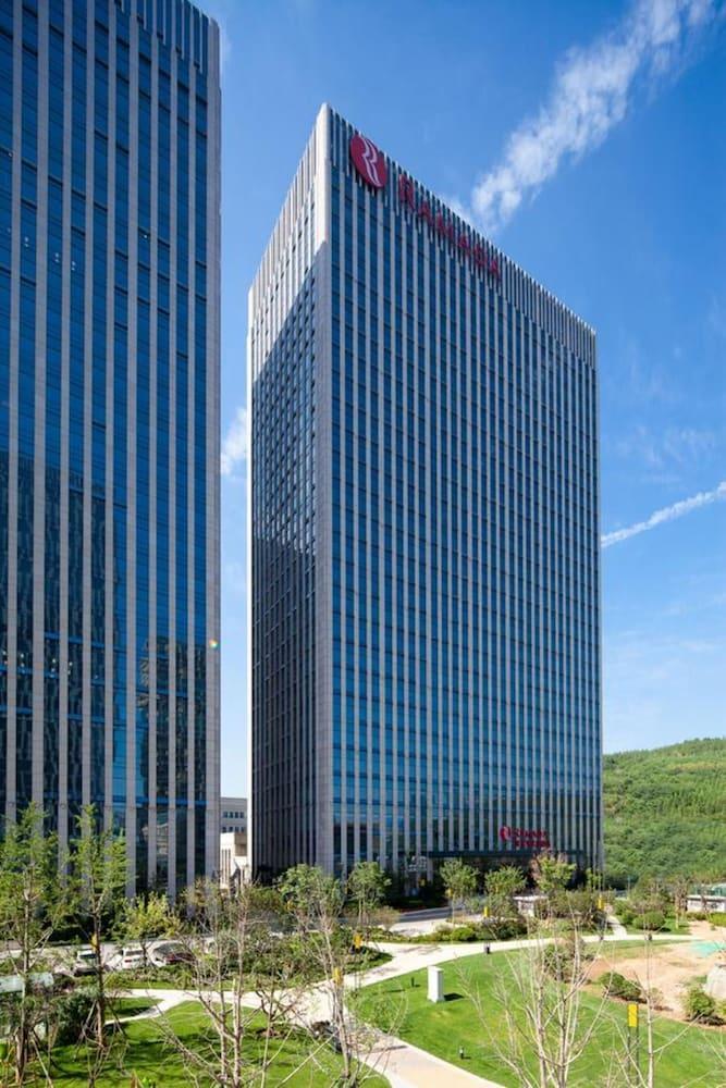 Ramada Jinan Hotel Exterior photo